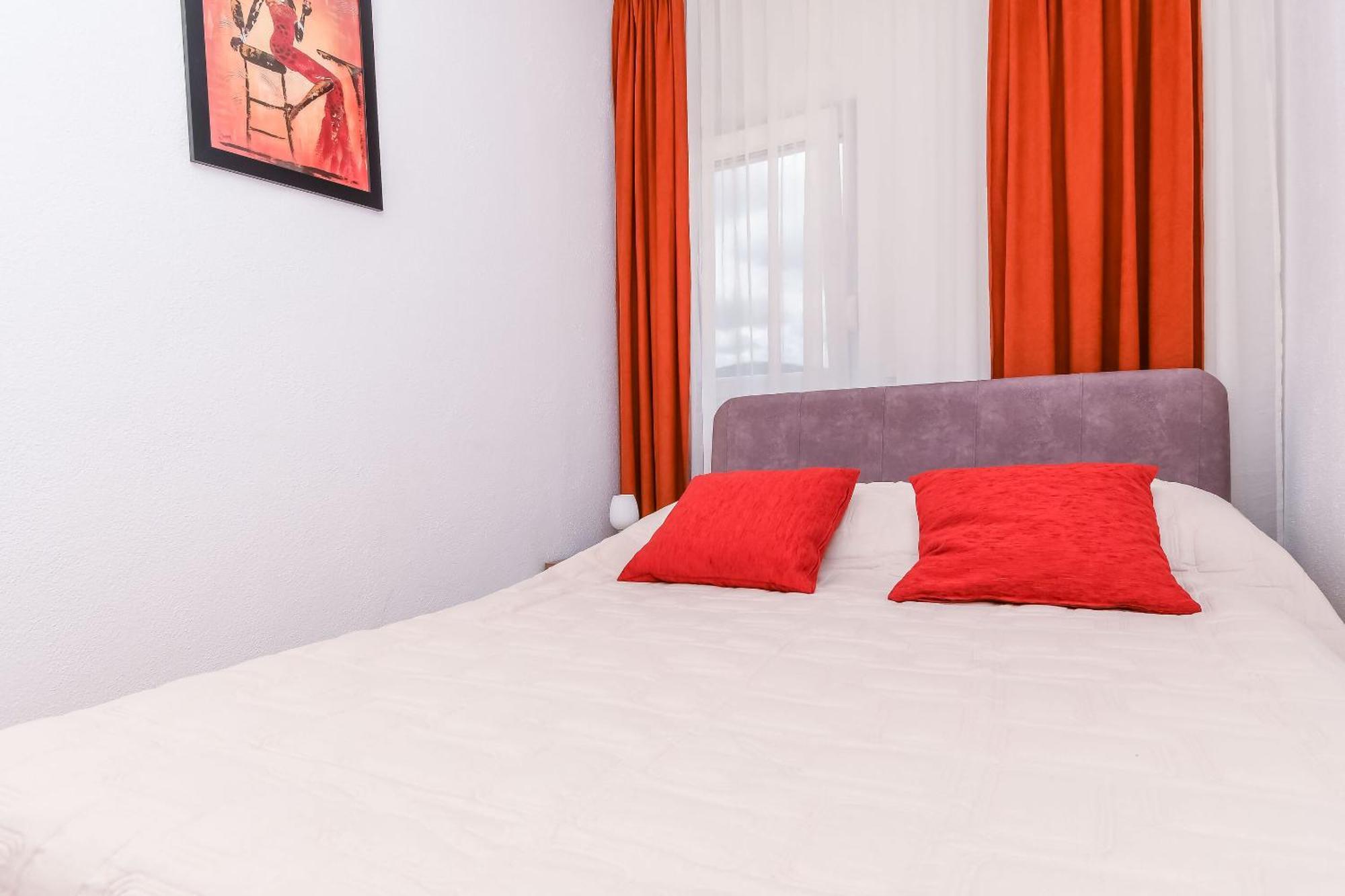 Apartments Tonka Donji Okrug  Kültér fotó