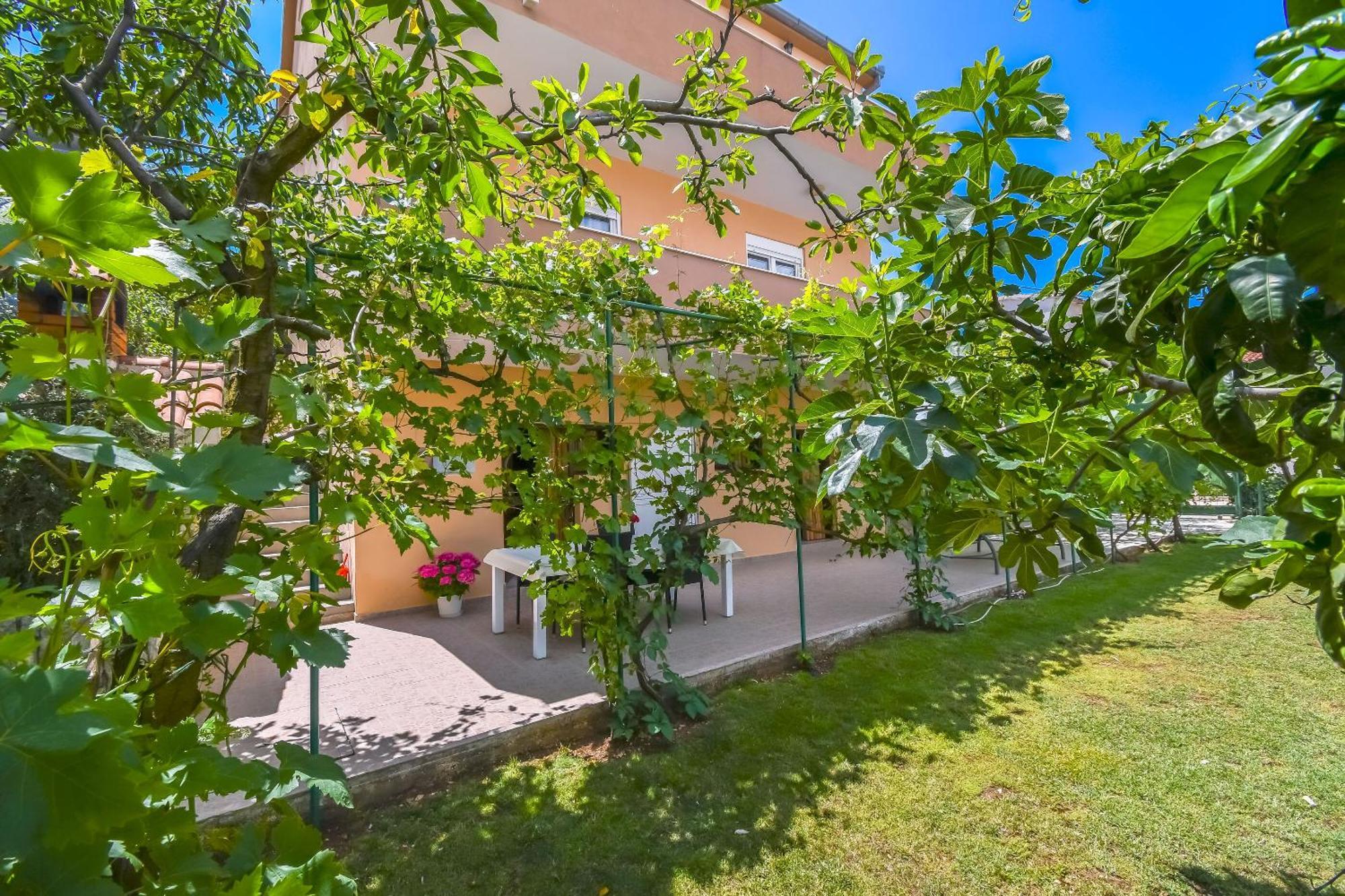 Apartments Tonka Donji Okrug  Kültér fotó