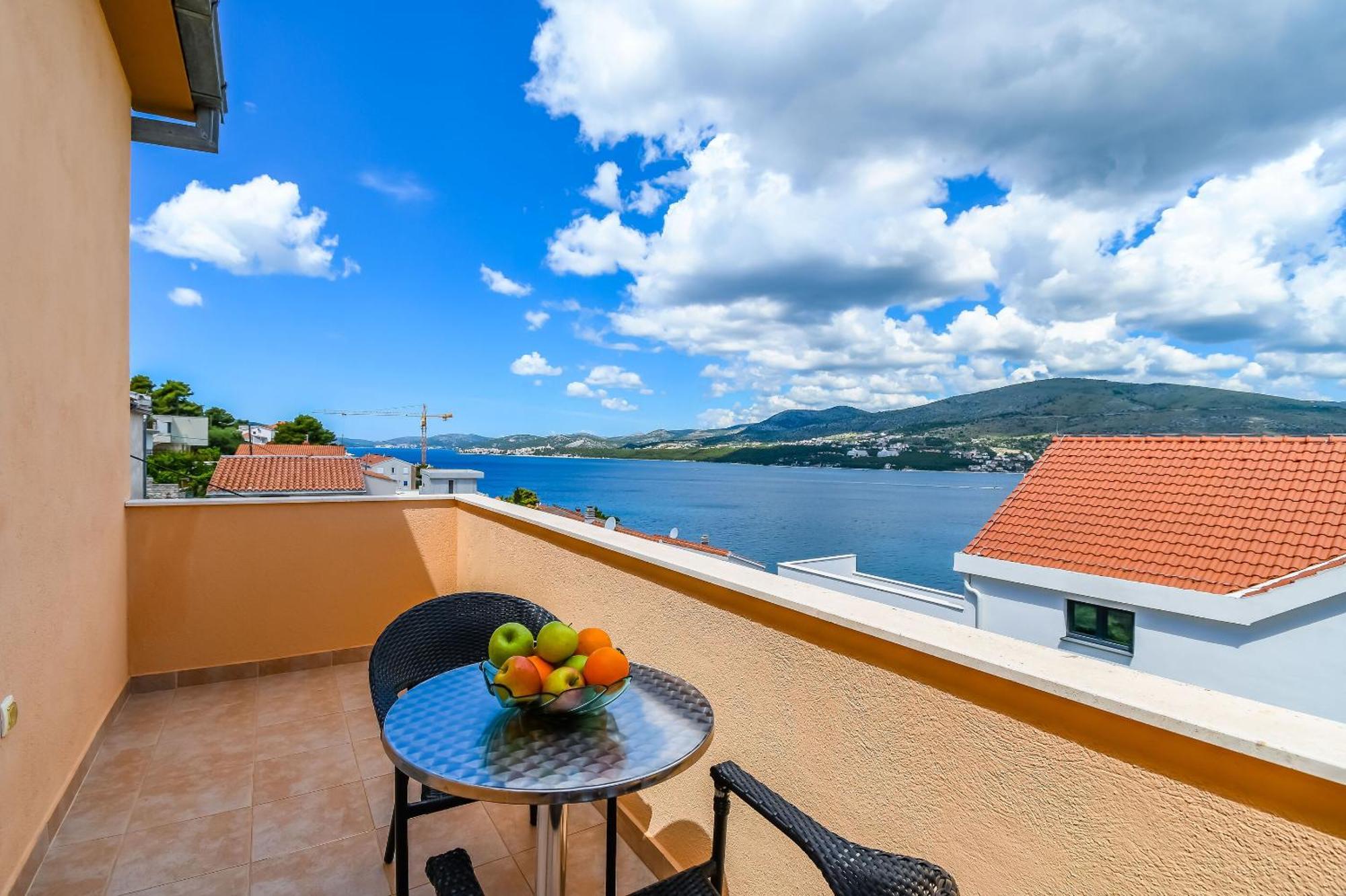 Apartments Tonka Donji Okrug  Kültér fotó