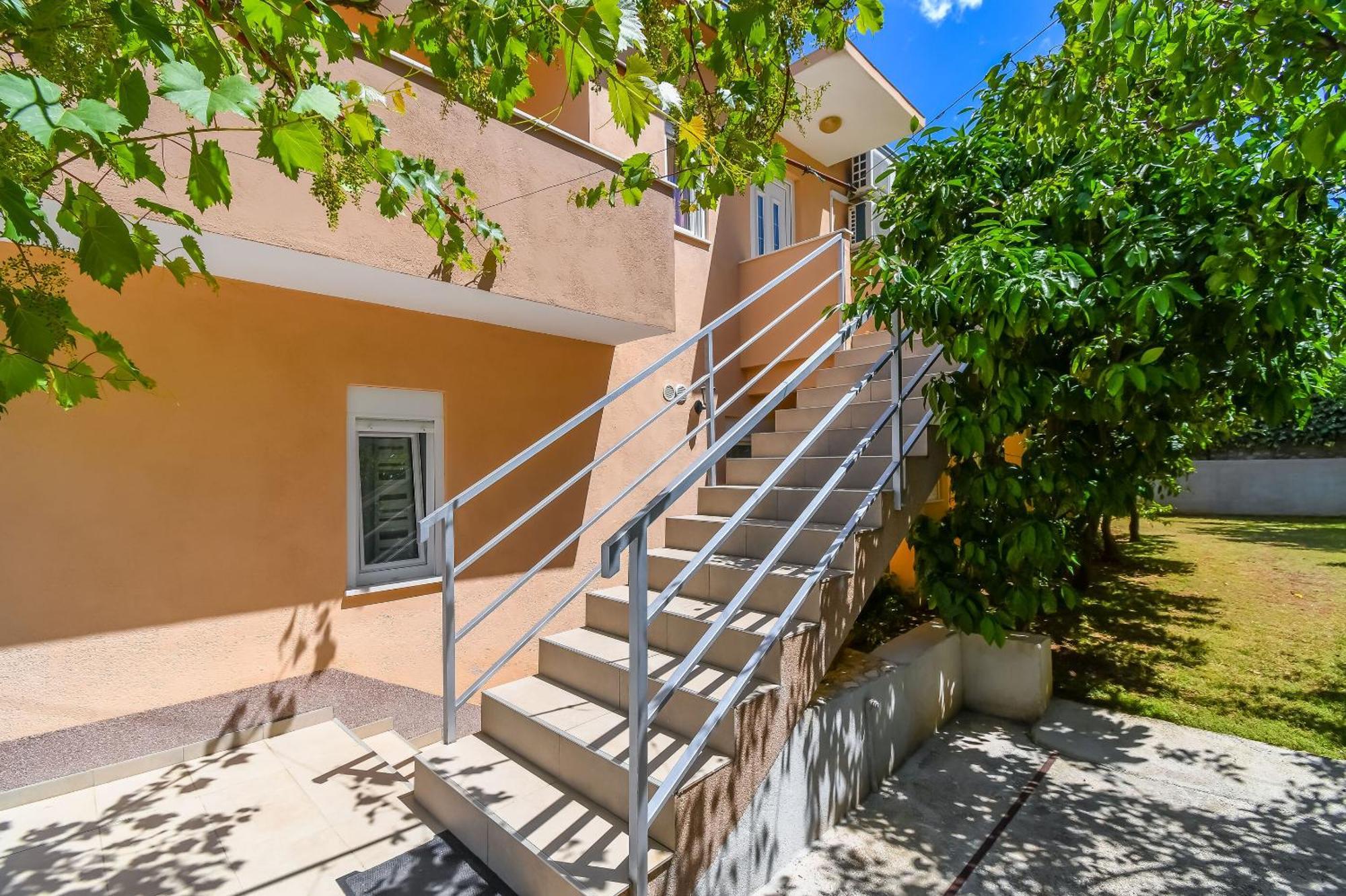 Apartments Tonka Donji Okrug  Kültér fotó