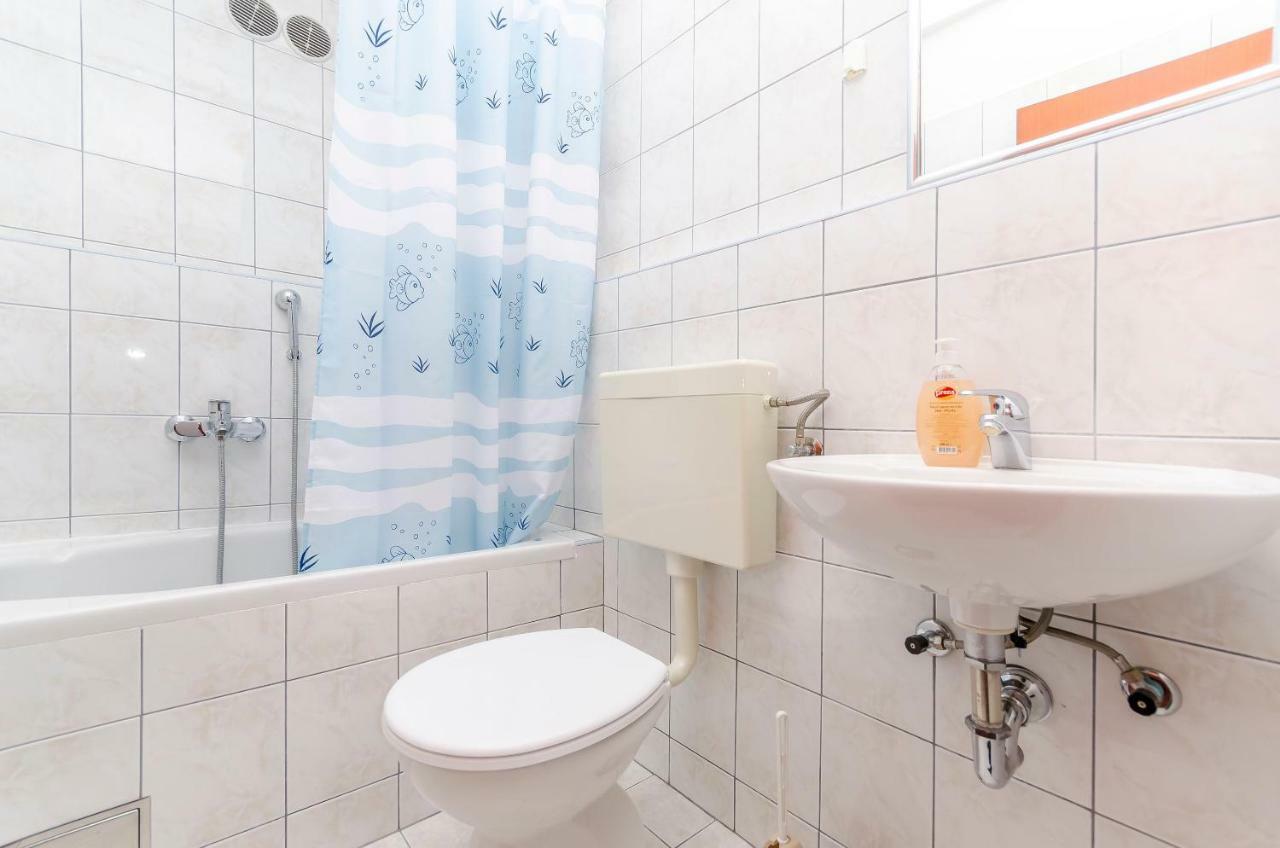 Apartments Tonka Donji Okrug  Kültér fotó
